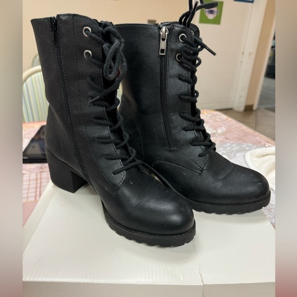 Women's Sheilaa Lace-Up Zip Lug Combat Booties, - Picture 2 of 10